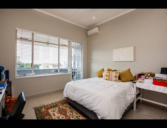 2 BEDROOM APARTMENT RENTED IN MORNINGSIDE